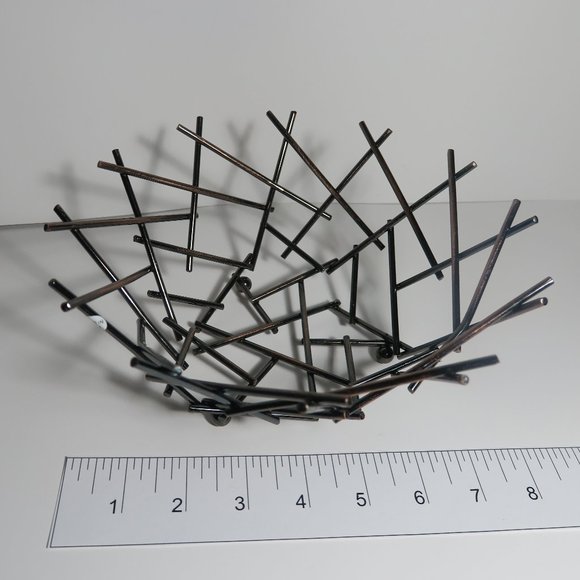 American Metalcraft  8" Round Brushed Copper Thatch Basket - Picture 1 of 1